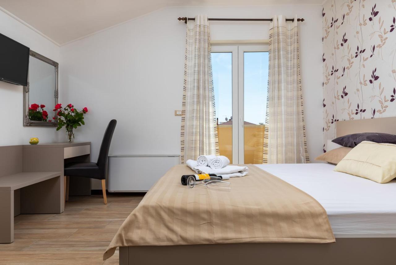 B&B Villa Oasa 1 Ровинь Экстерьер фото