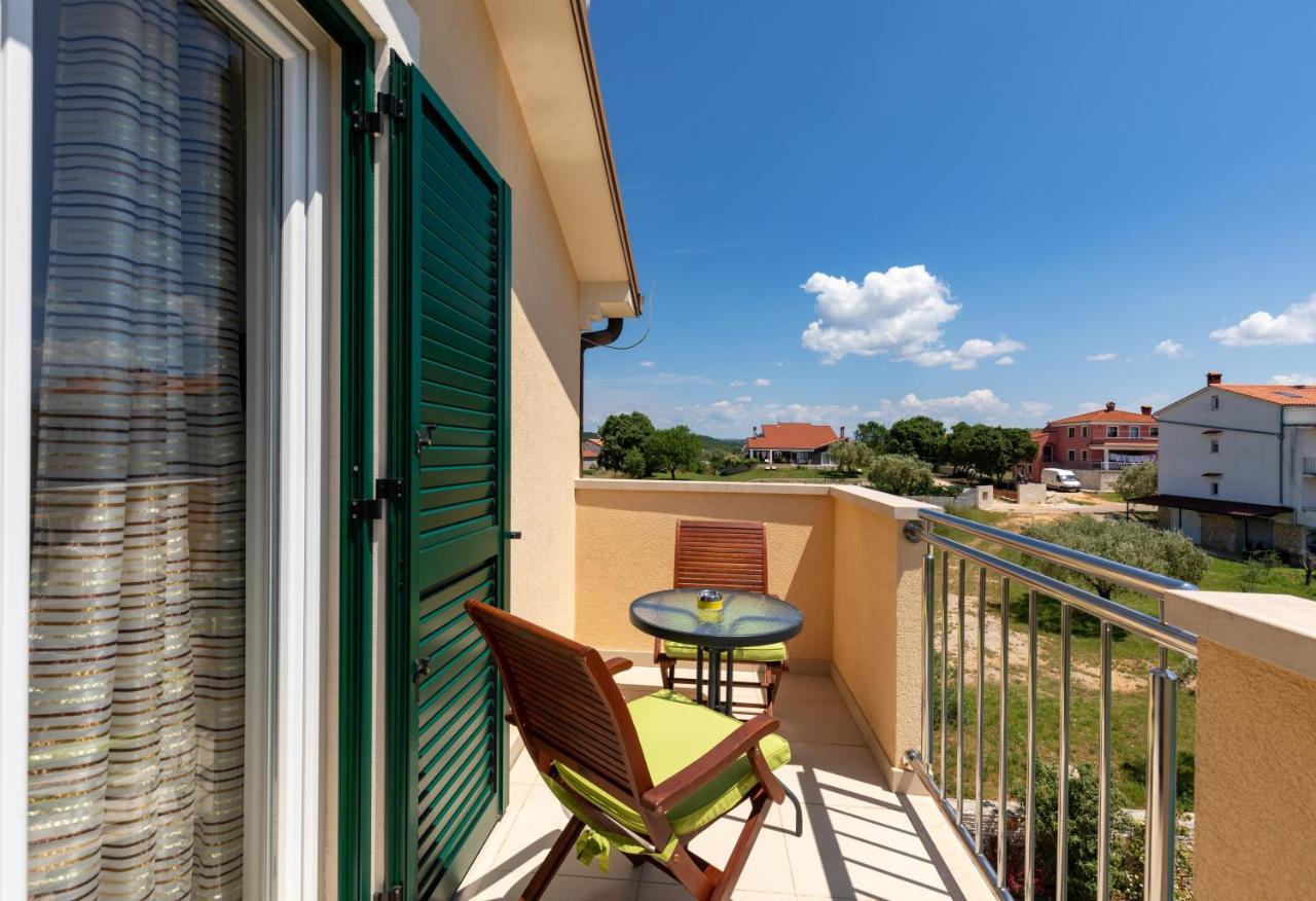 B&B Villa Oasa 1 Ровинь Экстерьер фото