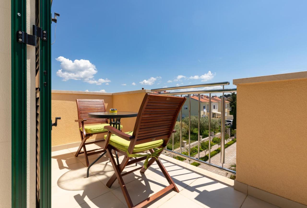 B&B Villa Oasa 1 Ровинь Экстерьер фото