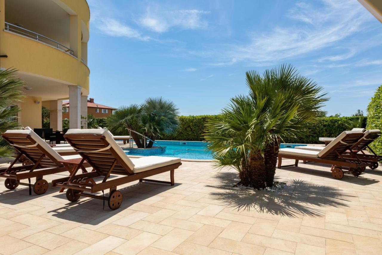 B&B Villa Oasa 1 Ровинь Экстерьер фото